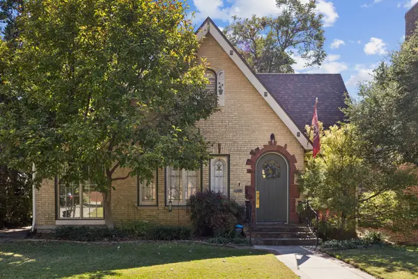 6006 Mercedes Avenue, Dallas, TX 75206