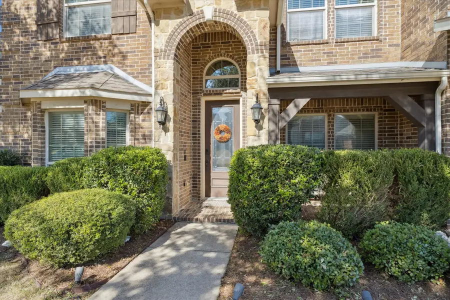 2228 Bald Eagle Way, Grand Prairie, TX 75052 - Image #2