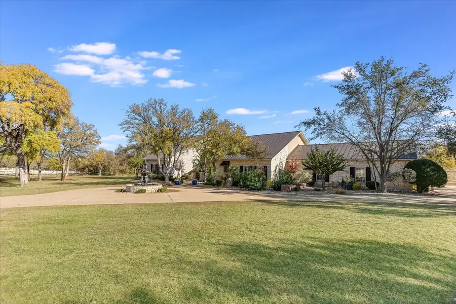 209 Tarbet Trail, Horseshoe Bay, TX 78657 - Image #2
