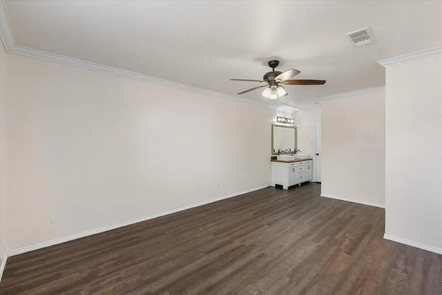 505 Meadow Ridge, Cedar Hill, TX 75104 - Image #2