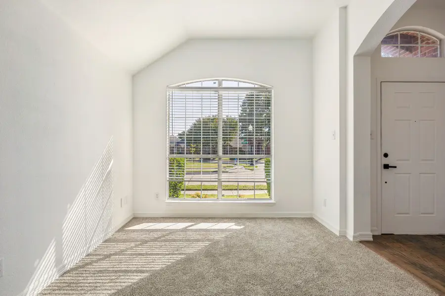 4936 Auburn Drive, McKinney, TX 75070 - Image #2