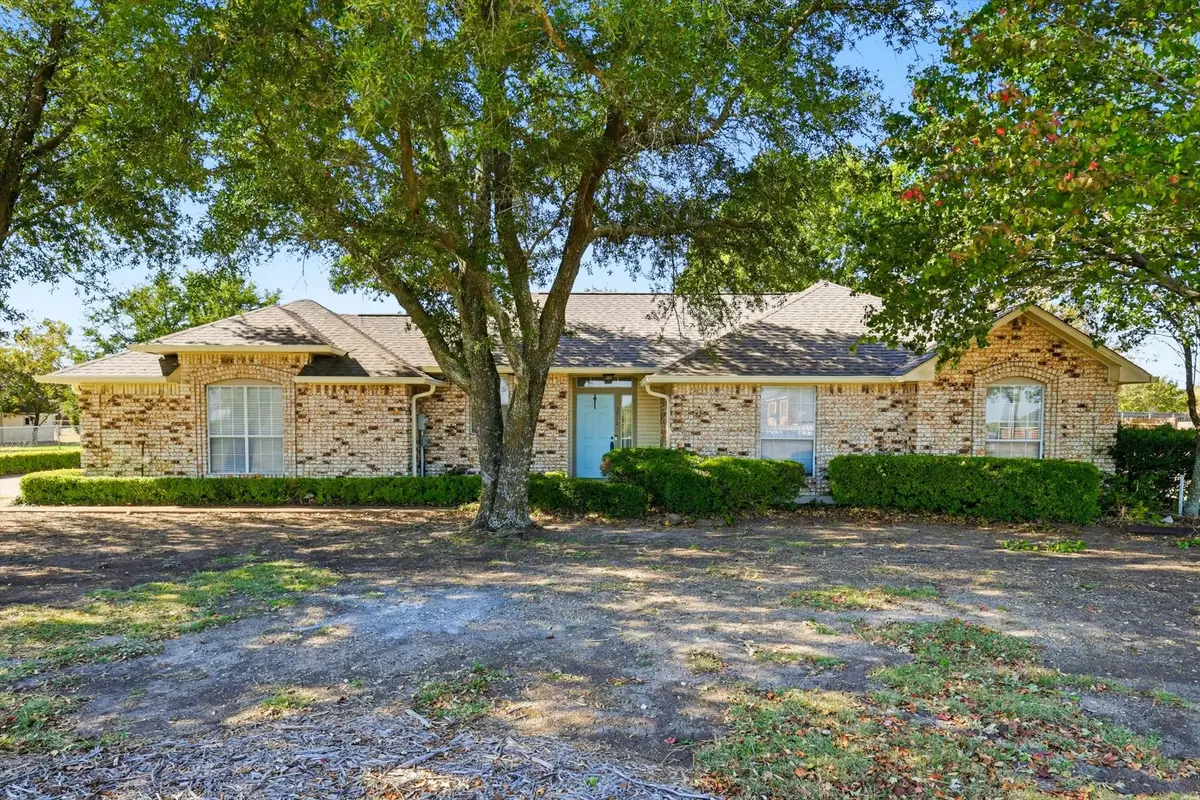 3910 Ovilla Road, Red Oak, TX 75154 - Image #1