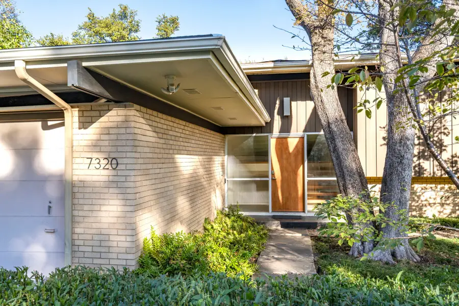 7320 Walling Lane, Dallas, TX 75231 - Image #2