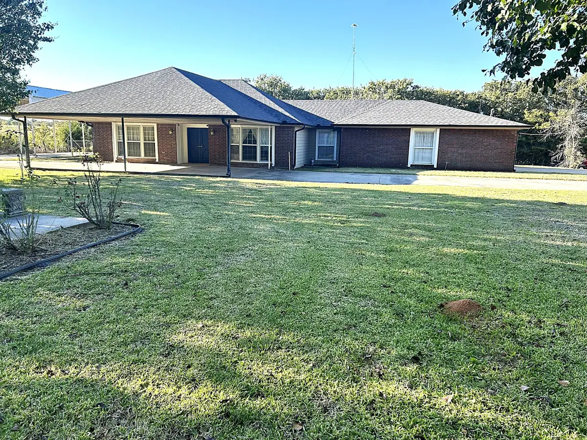 1072 Wagonseller Road, Bowie, TX 76230 - Image #1
