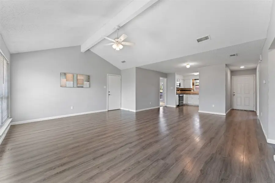 1013 Hunters Glen Drive, Mesquite, TX 75150 - Image #3