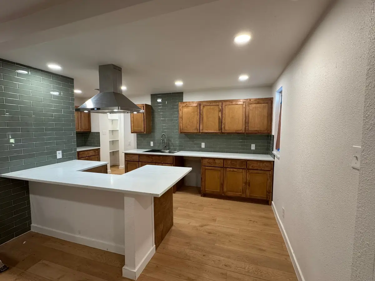 2432 Jonesboro Avenue, Dallas, TX 75228 - Image #1