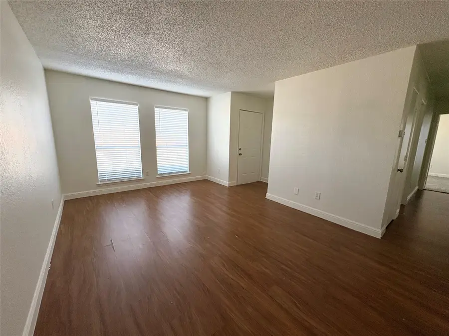 3021 Dupree Street, Irving, TX 75062 - Image #3