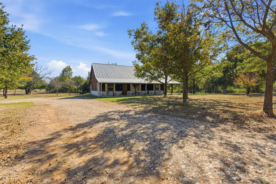 894 Hcr 1429, Covington, TX 76636 - Image #3