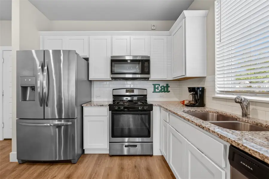 7696 Resting Mews Lane, North Richland Hills, TX 76182 - Image #3