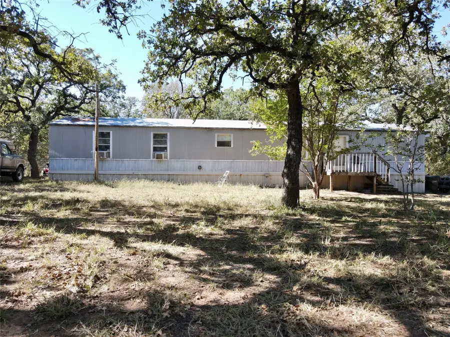 251 Tumbleweed Court, Millsap, TX 76066 - Image #2