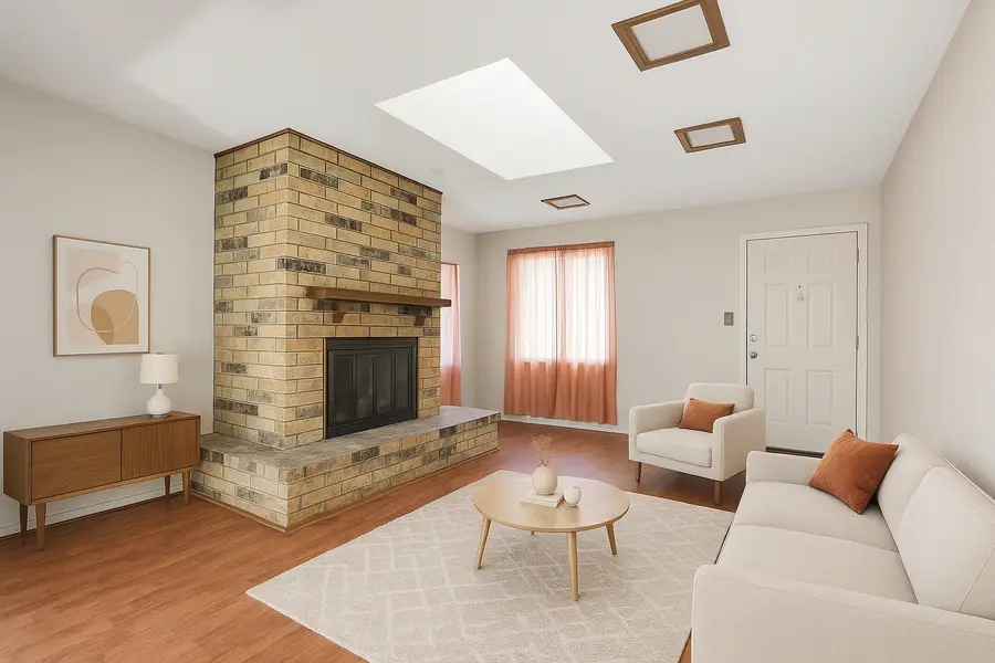 2320 Meadow Crest, Irving, TX 75060 - Image #3