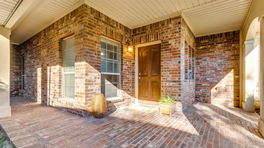 1615 Brighton Downs, Irving, TX 75060 - Image #3