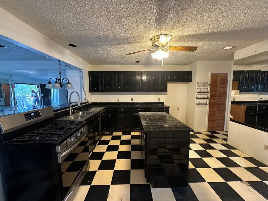 831 Glen Arbor Drive, Dallas, TX 75241 - Image #3