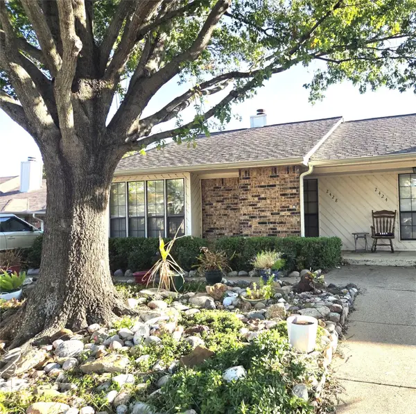 2428 Chestnut Way, Bedford, TX 76022