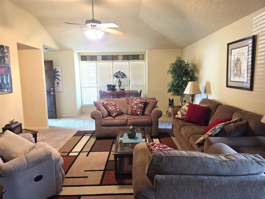 2428 Chestnut Way, Bedford, TX 76022 - Image #2