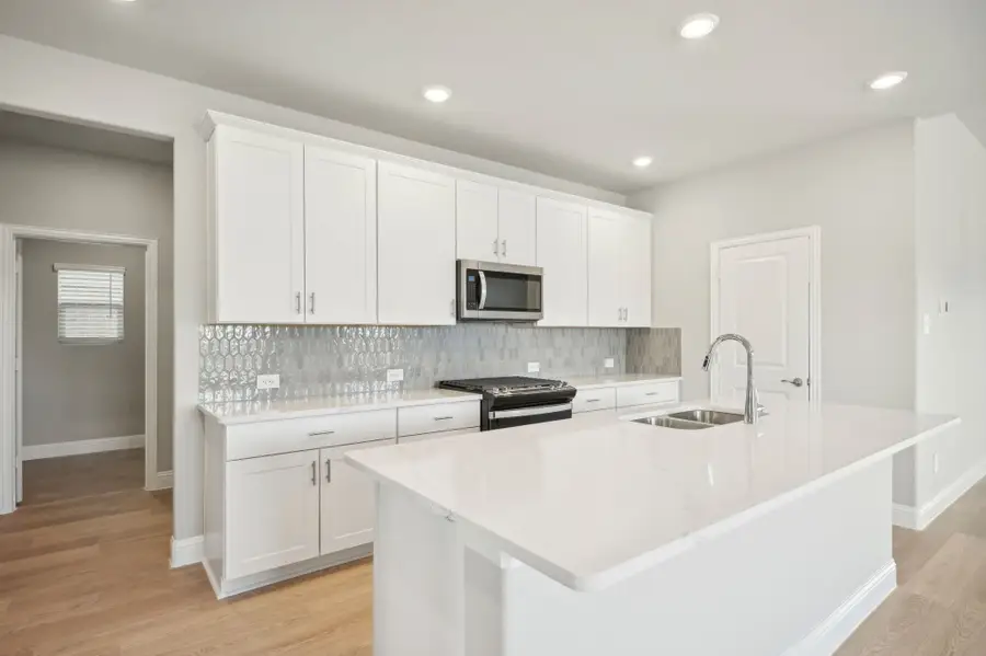 712 Edgehurst Drive, Princeton, TX 75071 - Image #3