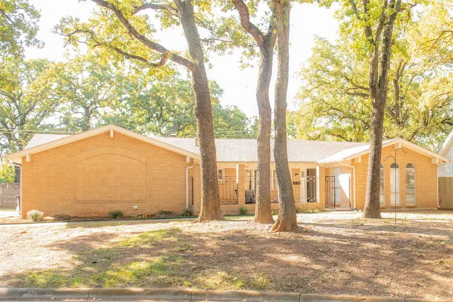 7544 Monterrey Drive, Fort Worth, TX 76112 - Image #2