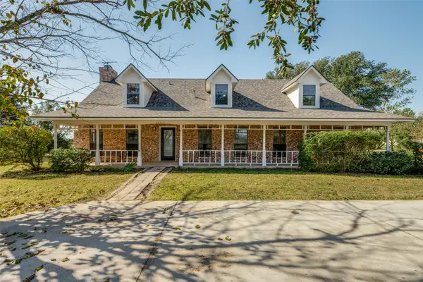 20240 Willow Glade Circle, Pilot Point, TX 76258