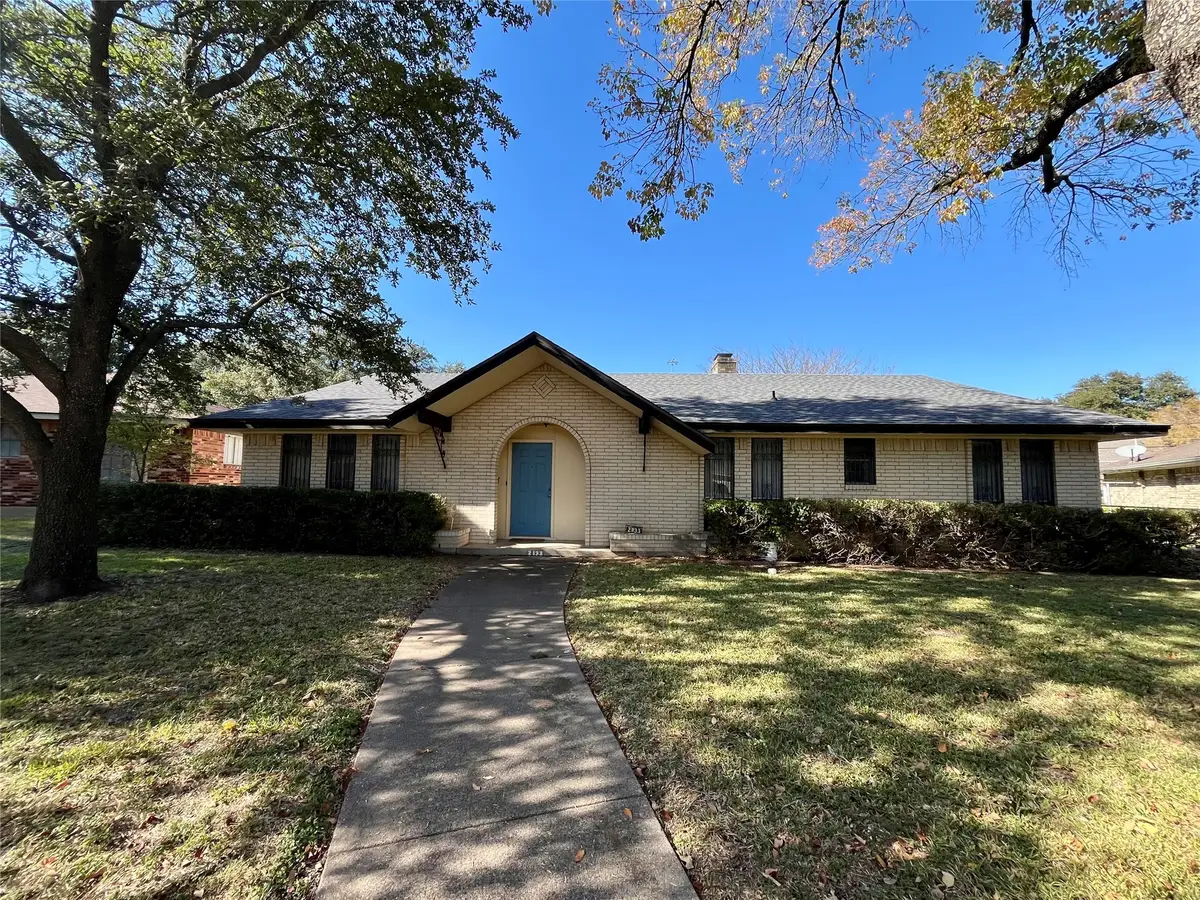 2133 Oak Valley Lane, Dallas, TX 75232 - Image #1