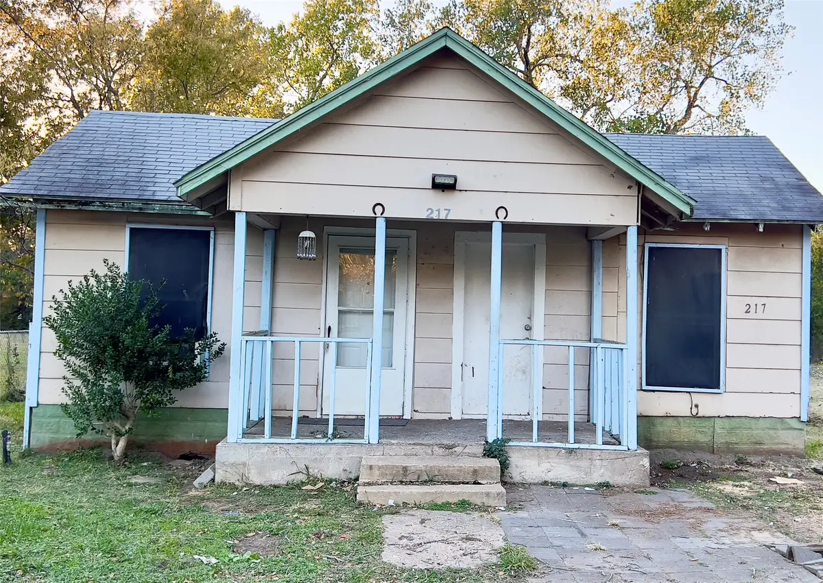 217 N Acres Drive, Dallas, TX 75217 - Image #1