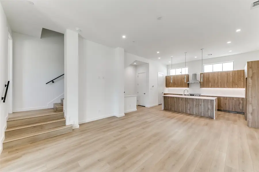 1767 Novela Way, Dallas, TX 75215 - Image #3