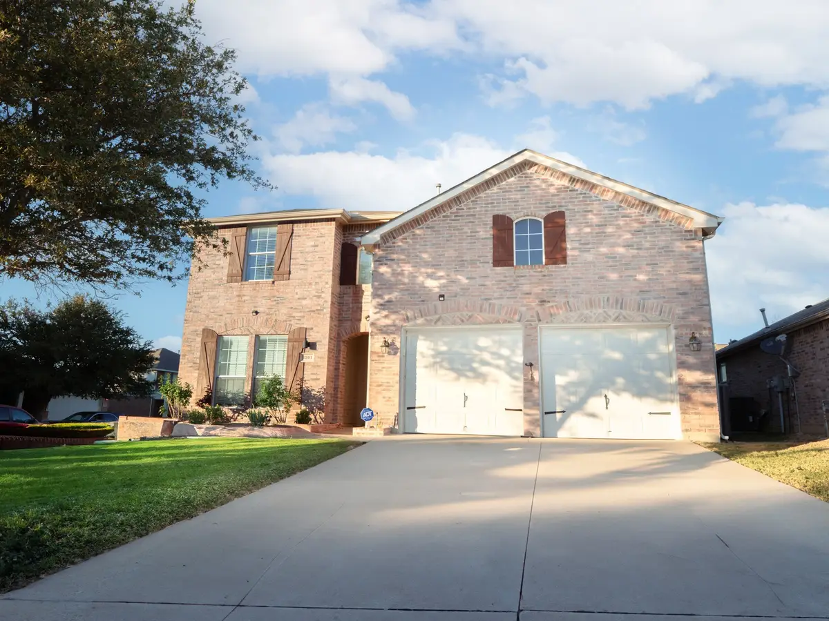 4301 Latigo Circle, Fort Worth, TX 76244 - Image #1
