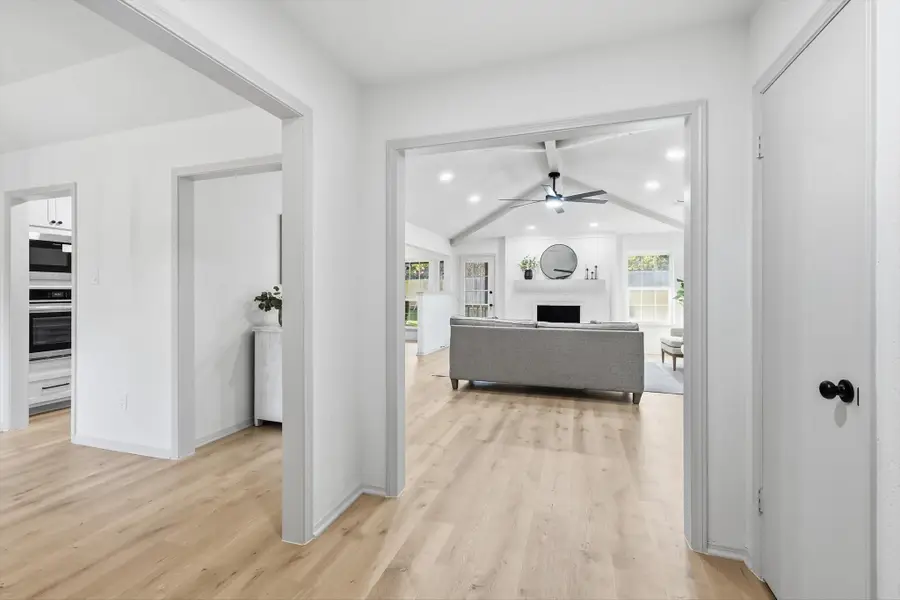 4124 Twilight Drive S, Benbrook, TX 76116 - Image #3