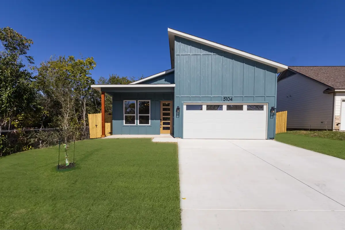 5104 Curzon Avenue, Fort Worth, TX 76107 - Image #1