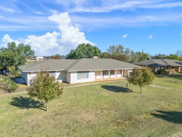 603 E Pace Street, Frost, TX 76641