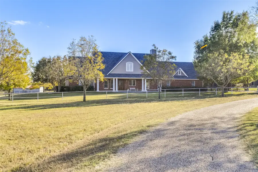 350 Turner Warnell Road, Mansfield, TX 76063 - Image #2