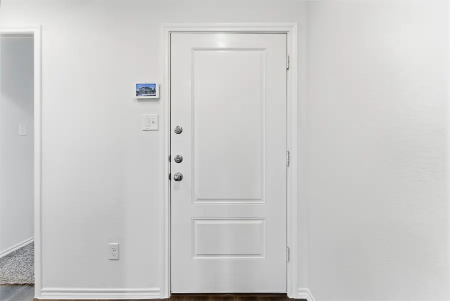 1012 Poinsettia Boulevard, Denton, TX 76209 - Image #2