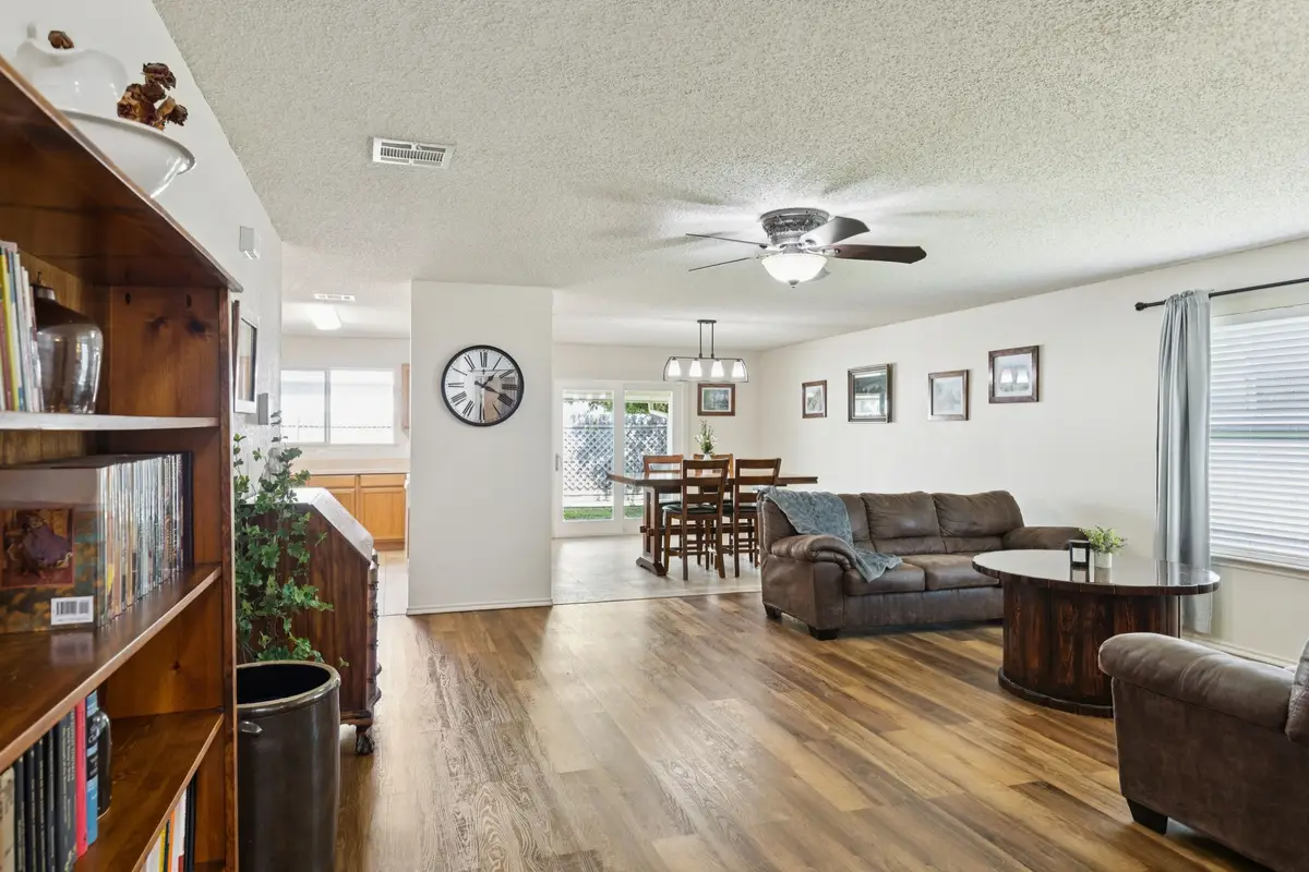 536 Del Mar Drive, Ponder, TX 76259 - Image #1