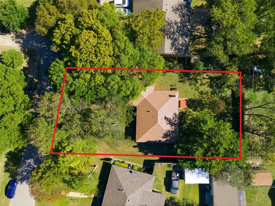 426 Roundtop Boulevard, Duncanville, TX 75116 - Image #2