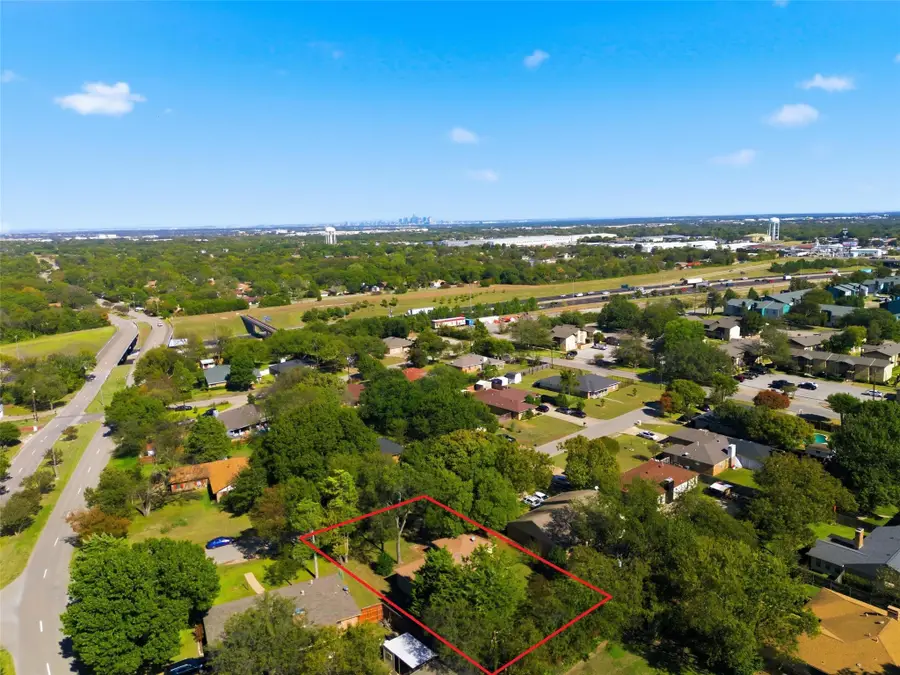 426 Roundtop Boulevard, Duncanville, TX 75116 - Image #3