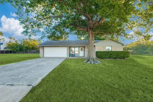 128 W Park Street, Little Elm, TX 75068