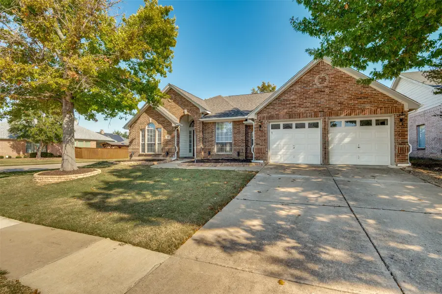 15 Richmond Court, Mansfield, TX 76063 - Image #2