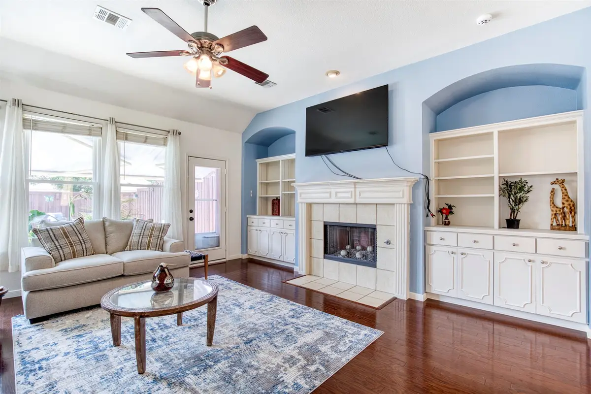 3929 Harbor Drive, The Colony, TX 75056 - Image #1