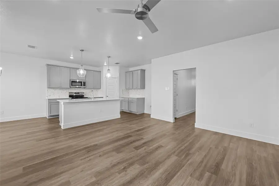 11209 Patera Street, Lorena, TX 76655 - Image #3