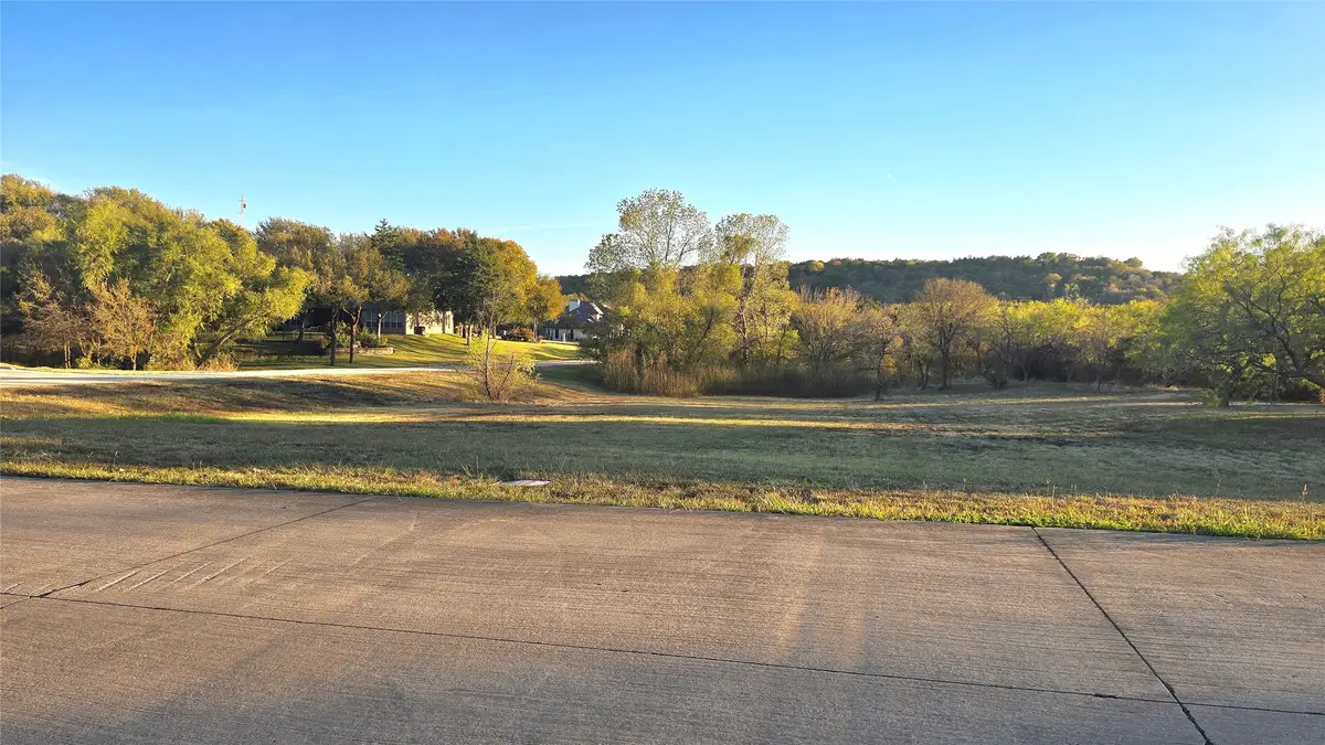 2202 Mountain Lakes Drive, Cedar Hill, TX 75104 - Image #1