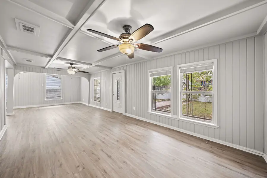 2719 25th Street, Fort Worth, TX 76106 - Image #3