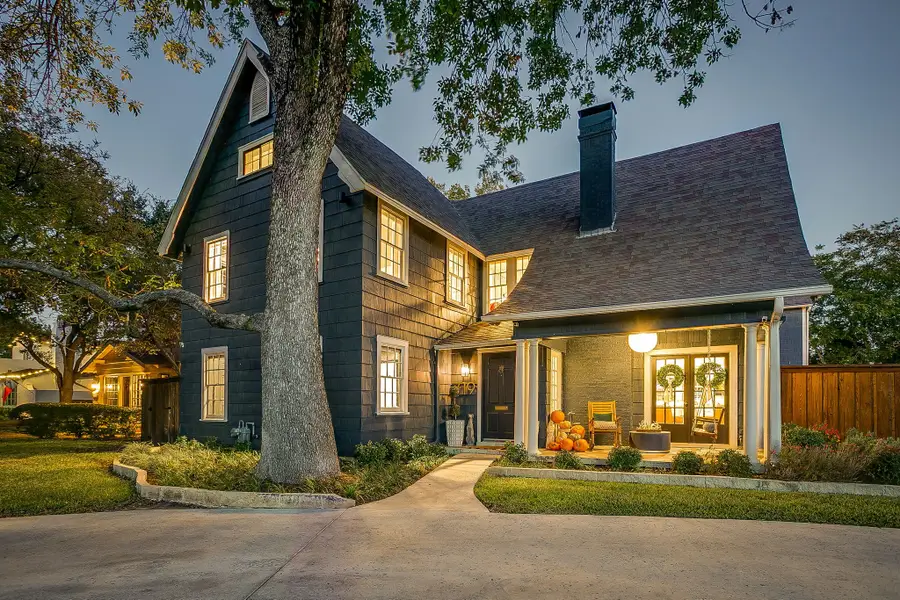 719 Westview Avenue, Fort Worth, TX 76107 - Image #2