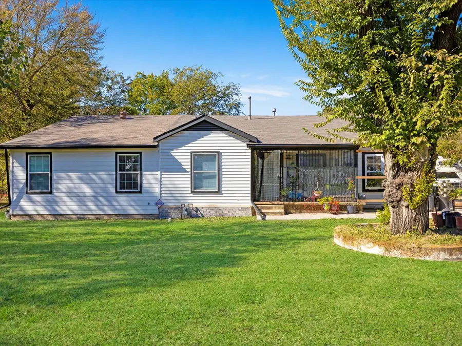 249 N Acres Drive, Dallas, TX 75217 - Image #2