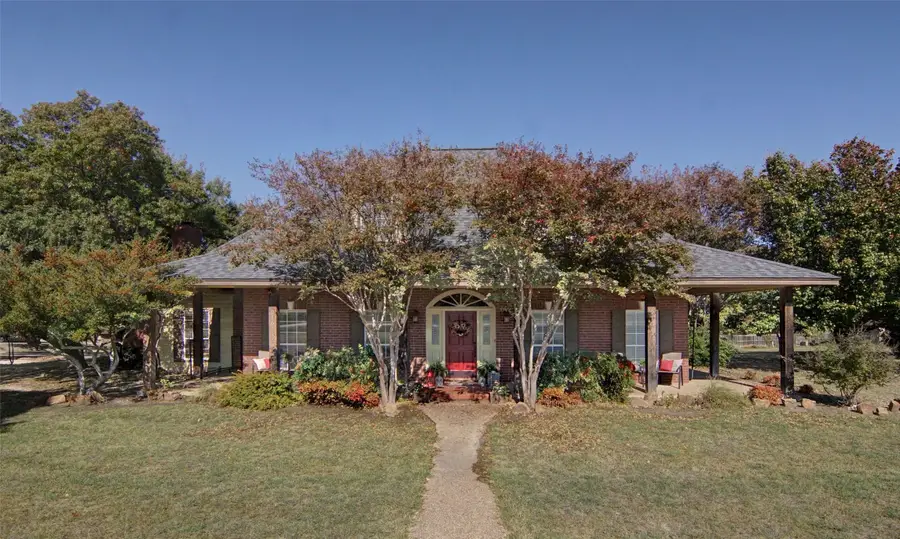 216 Sam Bass Road, Willow Park, TX 76087 - Image #2