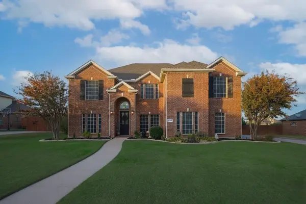 1616 Bassett Hound Drive, Fort Worth, TX 76052
