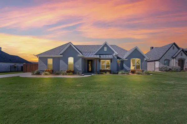 9105 Hidden Pond Street, Justin, TX 76247