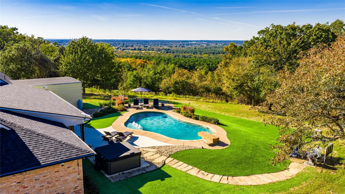 1836 Anderson County Road 415, Palestine, TX 75803 - Image #1