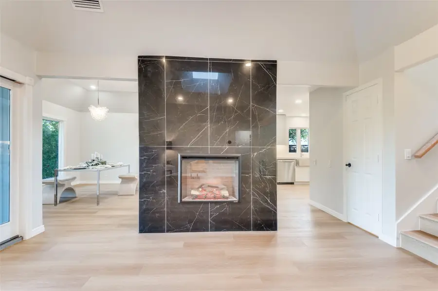 3005 E Cortez Court, Irving, TX 75062 - Image #3