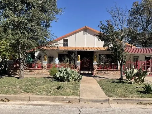 1522 Lee Avenue, Fort Worth, TX 76164 - Image #1