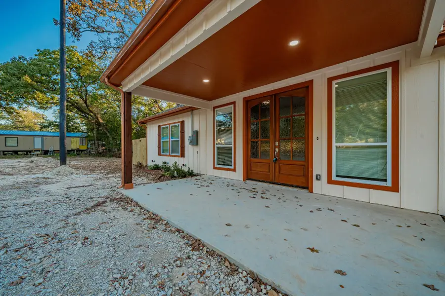 9471 Pinewood Drive, Hawk Cove, TX 75474 - Image #2