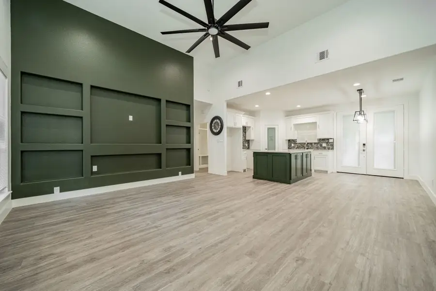 9471 Pinewood Drive, Hawk Cove, TX 75474 - Image #3